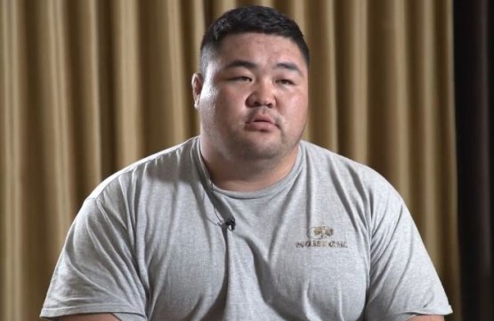 Э.Оюунболдыг Цагаан сарын барилдаанд барилдуулахгүй