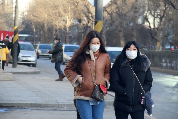 Таван эмийн сангийн нэг нь л амны хаалт худалдаалж байна