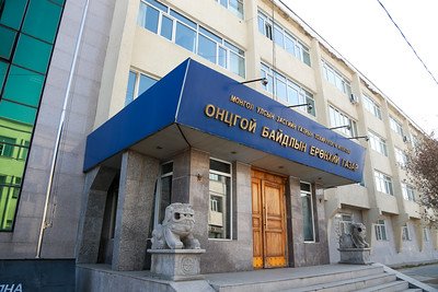 Голын эрэг дээр тоглож байгаад алга болсон 4 настай хүүг эрэн хайж байна