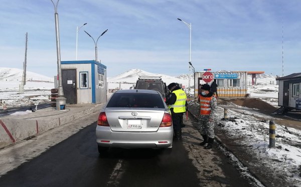 ​Франц иргэнтэй хамт байсан хоёр монгол иргэн Улаанбаатарт иржээ
