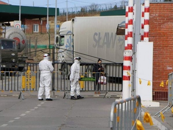 Монгол Улсын таван иргэнийг хилийн нэвтрэх цэгээс буцаажээ