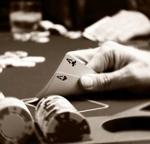 Цахимаар мөрийтэй тоглоом зохион байгуулж, иргэдийг залилагчдыг БАРИВЧЛАВ