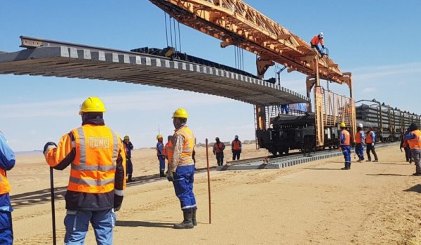 Тавантолгой-Зүүнбаянгийн төмөр зам ашиглалтад орсноор ашигт малтмалын 37 орд эдийн засгийн эргэлтэд орно