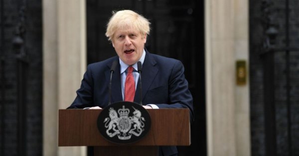 Их Британи халдварын тархалтын хамгийн эрсдэлтэй үеийг туулж байна