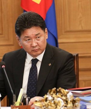 Ерөнхий сайд сургууль, цэцэрлэгийн хөл хориог 9 дүгээр сарын 1 хүртэл сунгах чиглэл өглөө