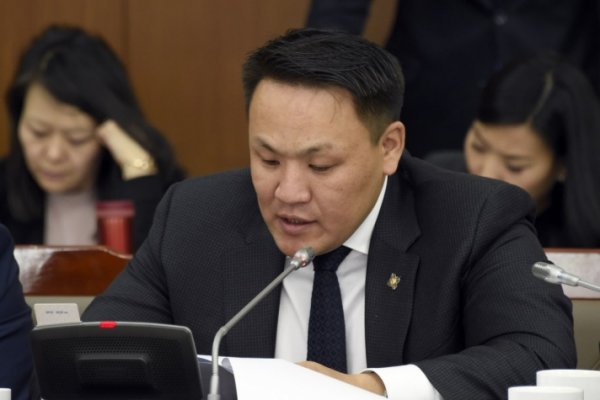 Н.Номтойбаярын нийтийн албанд ажиллах эрхийг 5 жил хасч, 5.5 жил хорих ял оноолоо