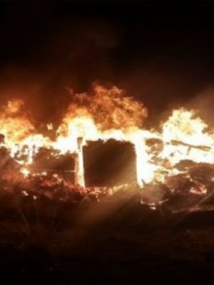 Гэр шатаж, хоёр хүн нас баржээ