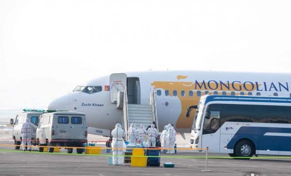 Шинэ Дели-Улаанбаатар чиглэлийн тусгай үүргийн онгоц газардлаа