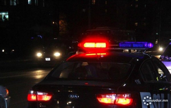 Ачааны автомашин онхолдож нэг хүн гэмтжээ