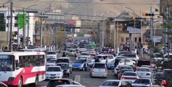 Өнөөдөр 2, 7-гоор төгссөн дугаартай машин хөдөлгөөнд оролцохгүй