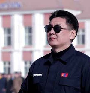 Ерөнхий сайд ингэж сагсуурмааргүй байна