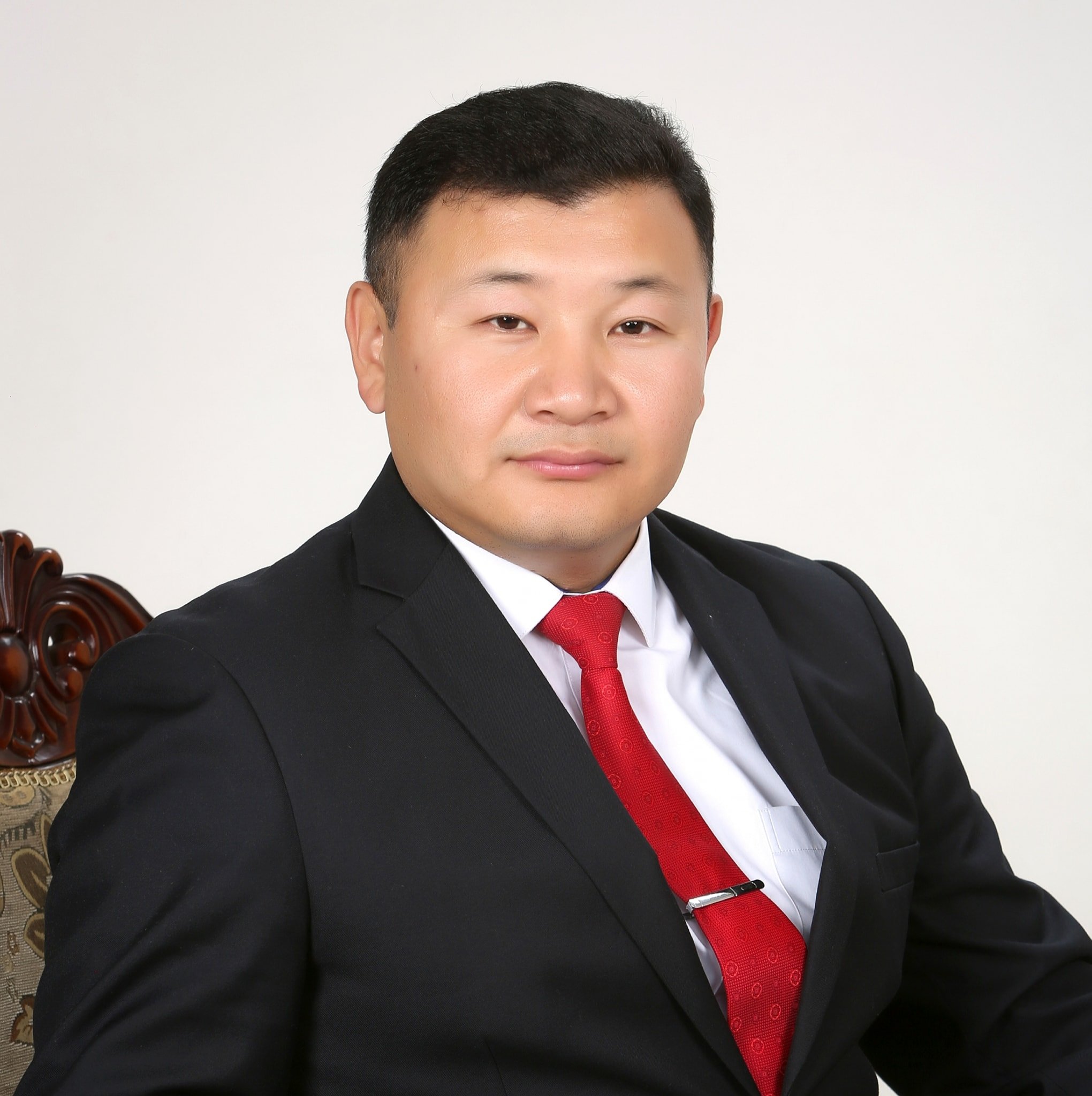 Б.Ганчулуун: Миний ажлын гараа хөгжлийн төлөөх байгууллагуудаас эхэлсэн