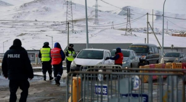 ЦЕГ: Хот хооронд зөвшөөрөлгүй хүн тээвэрлэж, такси үйлчилгээнд явбал тээврийн хэрэгслийг нь улсын орлого болгоно