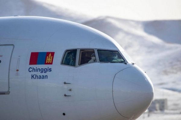 БНСУ-аас тусгай үүргийн нислэгээр ирэх иргэдийн анхааралд