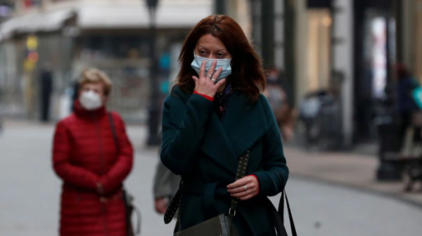 Унгар хүн амынхаа тал гаруйг нь вакцинд хамруулсан Европын анхны улс болжээ