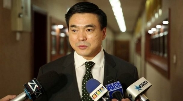 С.Амарсайхан: Эрээнд гацсан 3 мянган тонн барааг татан авахад төмөр замын хүчин чадал чухал