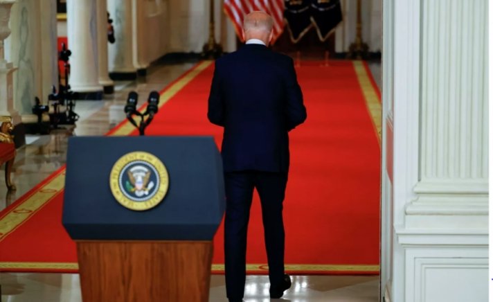 Жо Байдены бодлогыг дэмжигчдийн тоо буурчээ