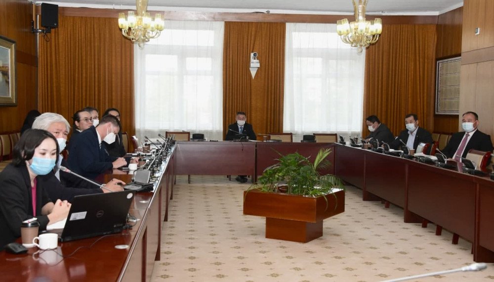 “Оюутолгой” ус ашигласны төлбөрт Өмнөговь аймгийн төсөвт нийт 122 тэрбум төгрөг төлжээ