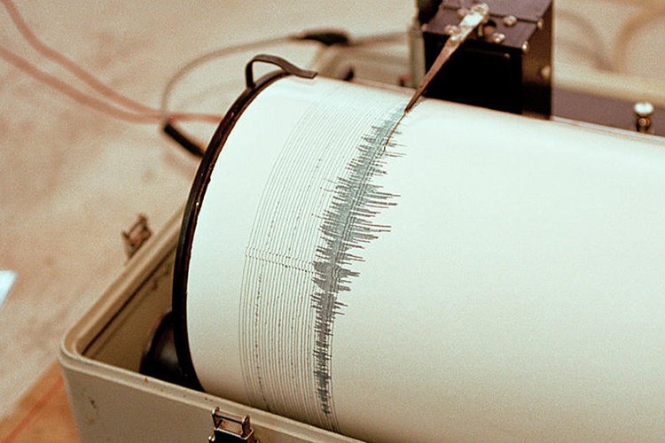 Тувад 5.6 магнитудын хүчтэй газар хөдлөлт болжээ
