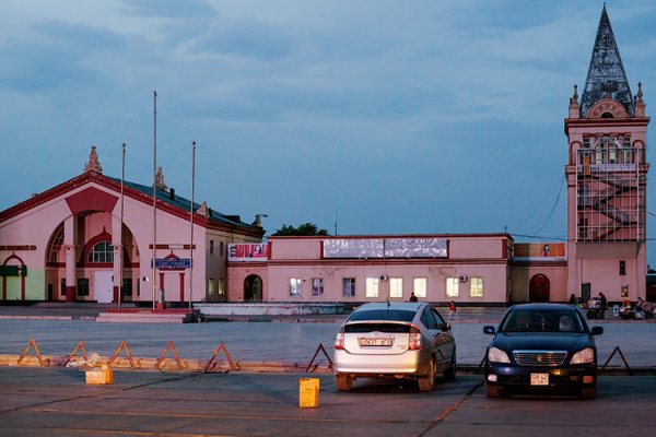 Замын-Үүд, Эрээний төмөр замын боомтийн үйл ажиллагаа хэвийн явагдаж байна