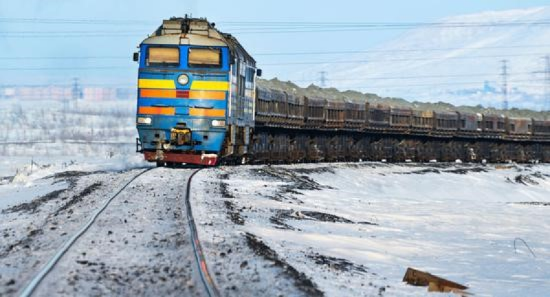 Төмөр замаар 1.9 сая тонн ачаа тээвэрлэжээ