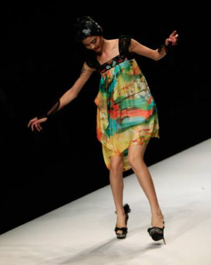 Загвар өмсөгчдийн факт Хөгжилтэй фото