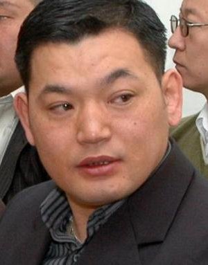 "Алтай" констракшны захирал Х.Бат-Эрдэнэ алтны том орд нээж, ээж нь шүдээ хүртэл алтдуулжээ