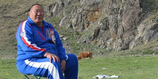 Б.Ганбаатар: 12-ны орой л бүтэн нойртой хонож, сэтгэл тайван унтана шүү дээ