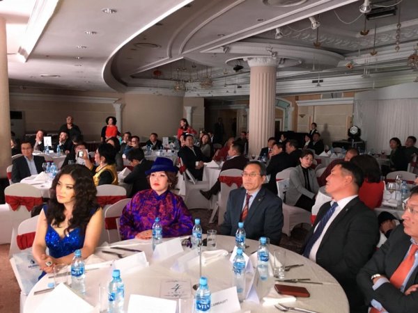 Цензургүй яриа - Хавдрын эсрэг аяны хүлээн авалт фото