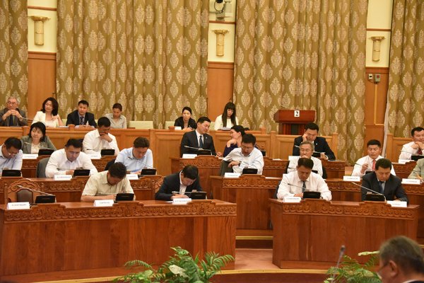 Ж.Эрдэнэбат: Шинэ бүтцээр 1238 хүн ажилгүй болно