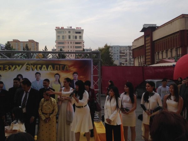 "Галзуу зугаалга" МУСК-ны нээлт /ФОТО/