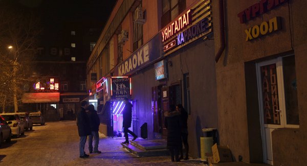 Сансар орчимд нийт 69 баар цэнгээний газар ажиллаж байна