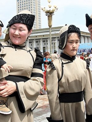 ФОТО: 2016 ОНЫ ОНЦЛОХ ГЭРЭЛ ЗУРГУУД