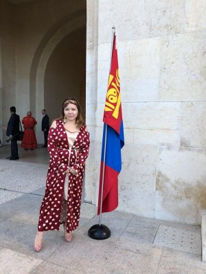 МУГЖ ПОП ДИВА ДУУЧИН Ж.АЛТАНЦЭЦЭГ НҮБ-ЫН УУЛЗАЛТАД ЭХ ОРНОО ТӨЛӨӨЛӨН ОРОЛЦЖЭЭ